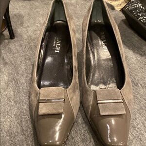 Amalfi by Ragoni, made in Italy -  Taupe Suede and Leather Pumps.  Elegant